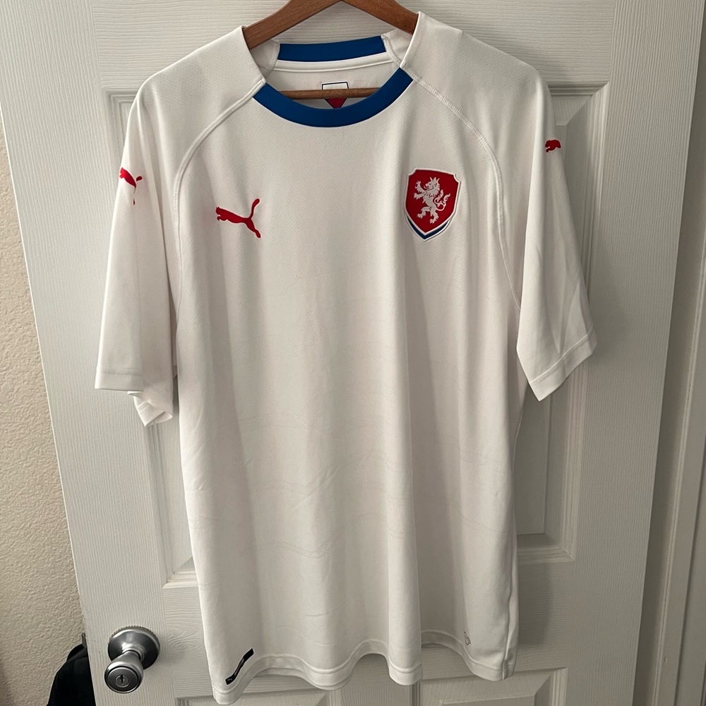 CZECH REPUBLIC 2016 Away Jersey